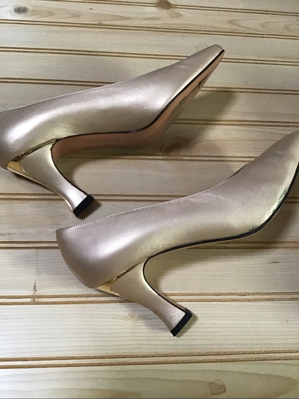 Vintage St.John Pale Gold Italian Leather Turin Metallic Gold Square Toe 7‎ 1/2B - Picture 2 of 15